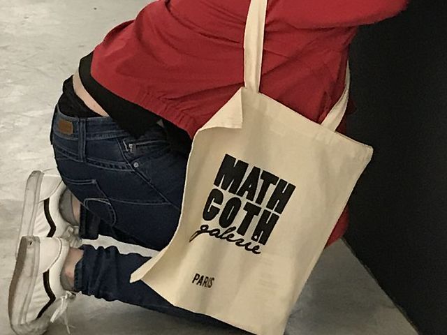 夏の必需品日傘で紫外線対策