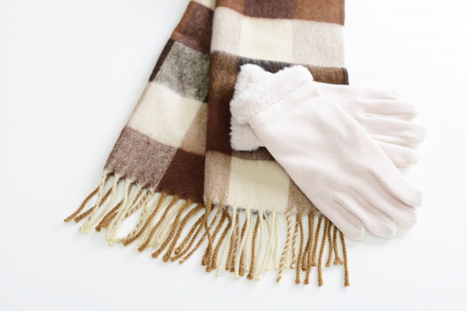 日傘で彩る夏のファッションスタイル