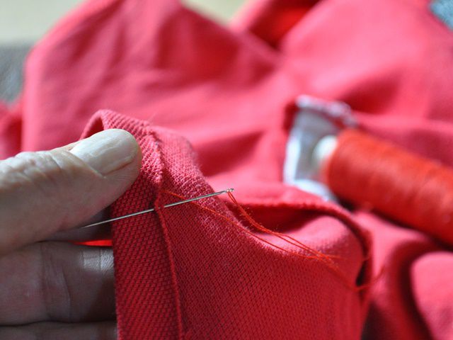 夏の日差しを遮る日傘の魅力